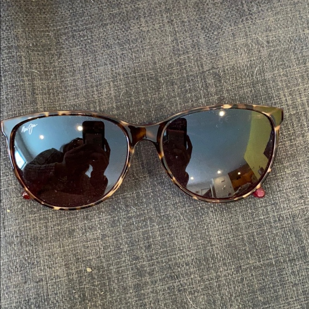 Maui Jim pink sunglasses
